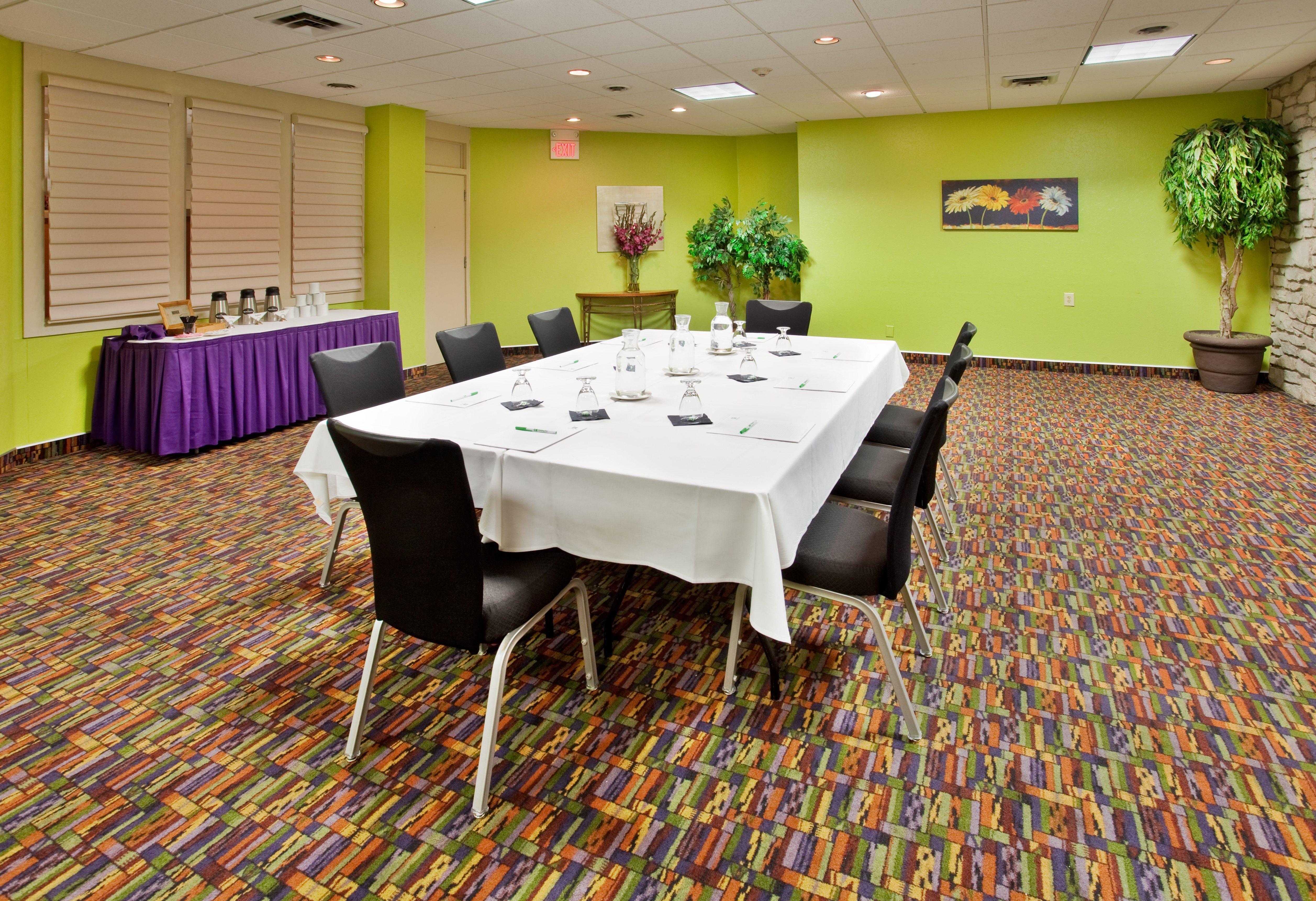 Holiday Inn At The Campus By Ihg Manhattan Buitenkant foto